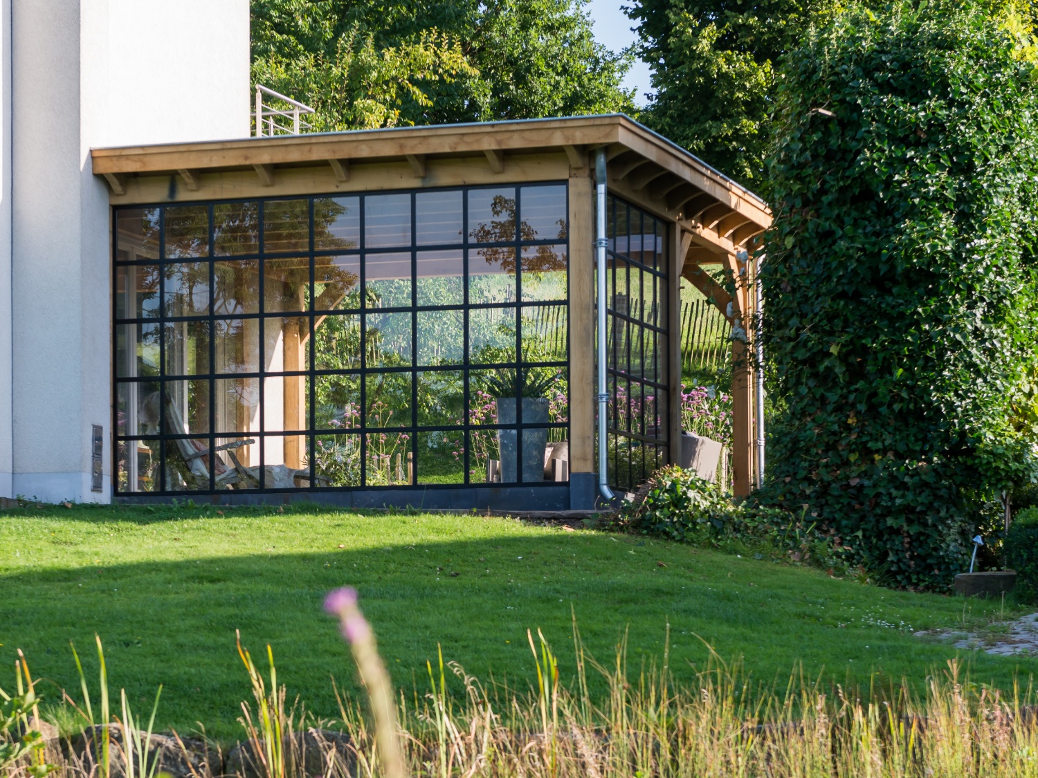 Luxe veranda van hout | ontwerp | maatwerk |
